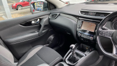 Nissan Qashqai 1.3 DiG-T Acenta Premium 5dr Petrol Hatchback